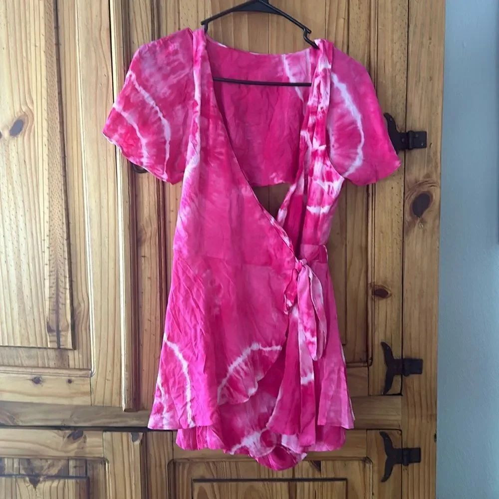 NWT Main Strip Open Back Tie Dye Romper